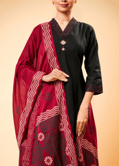 Black Serenity Kurta Set with Maroon Dupatta